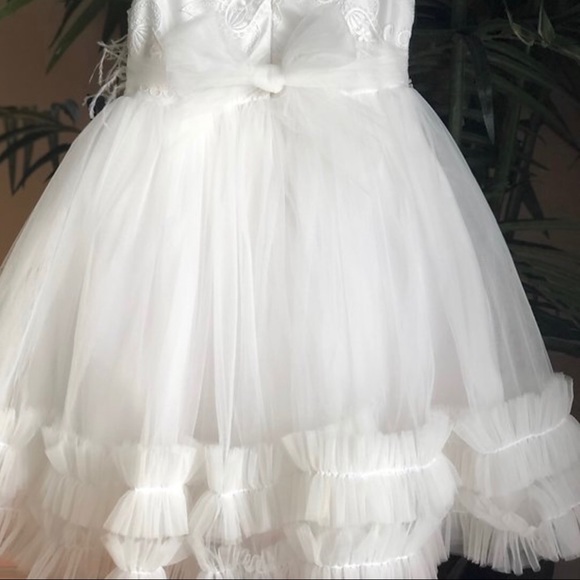 New flower girl dress in off white - Picture 2 of 3